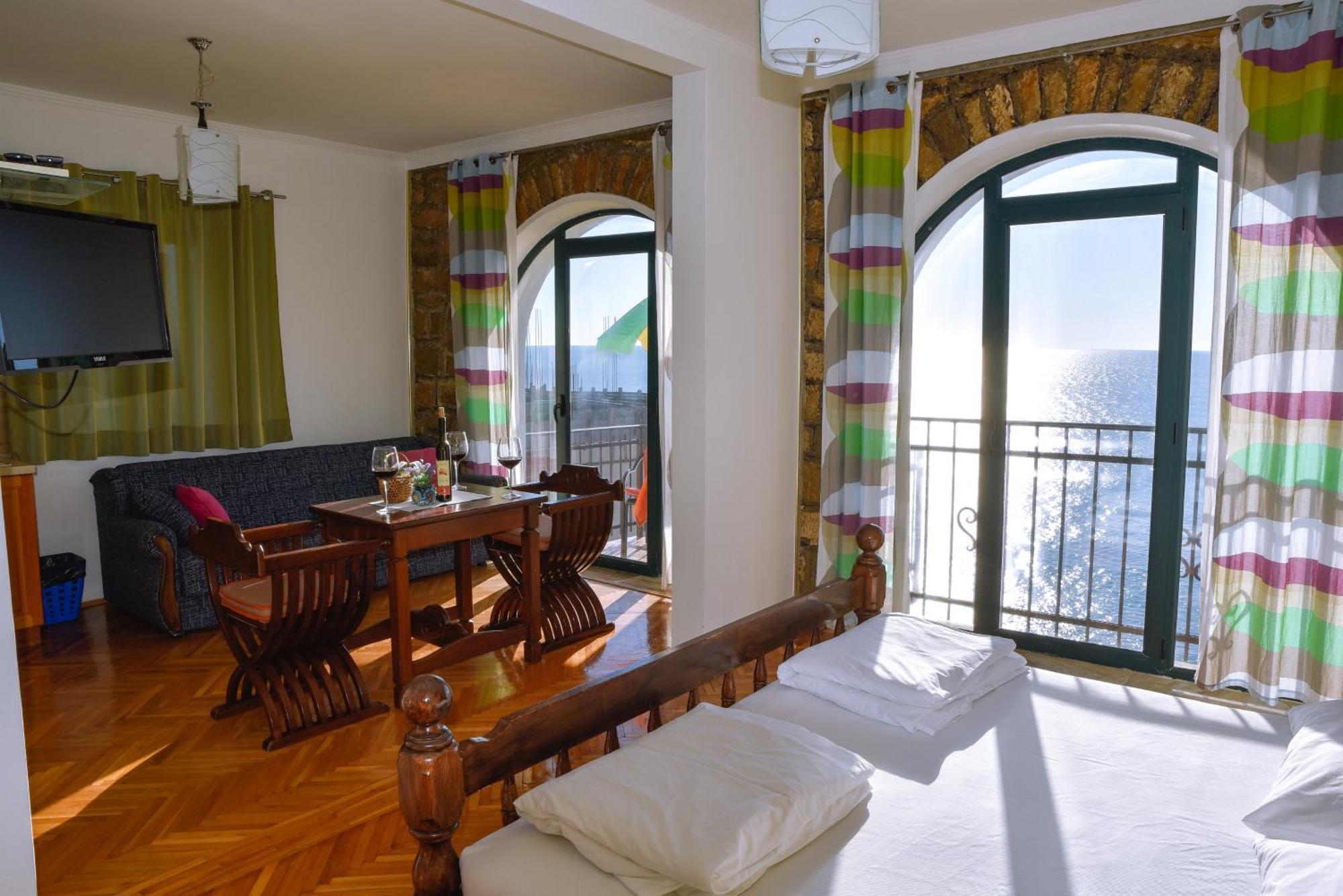 Apartments Susanna Ulcinj Bilik gambar