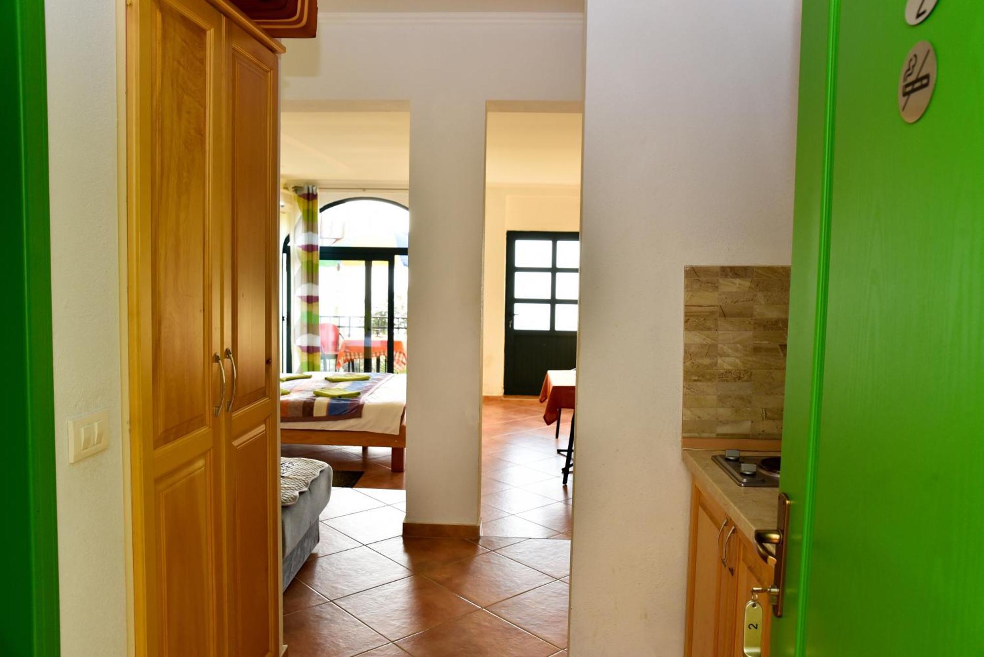 Apartments Susanna Ulcinj Bilik gambar