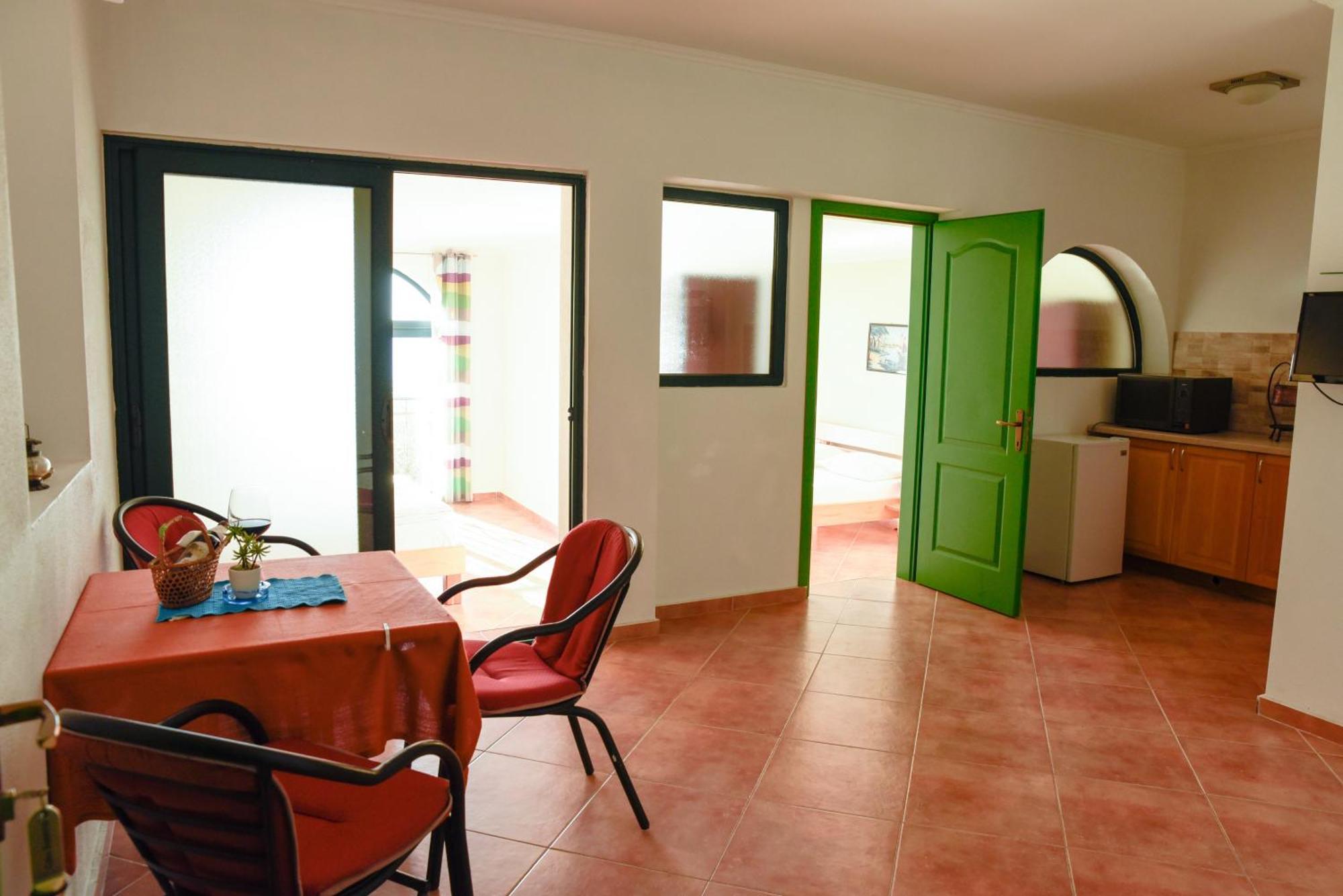 Apartments Susanna Ulcinj Bilik gambar