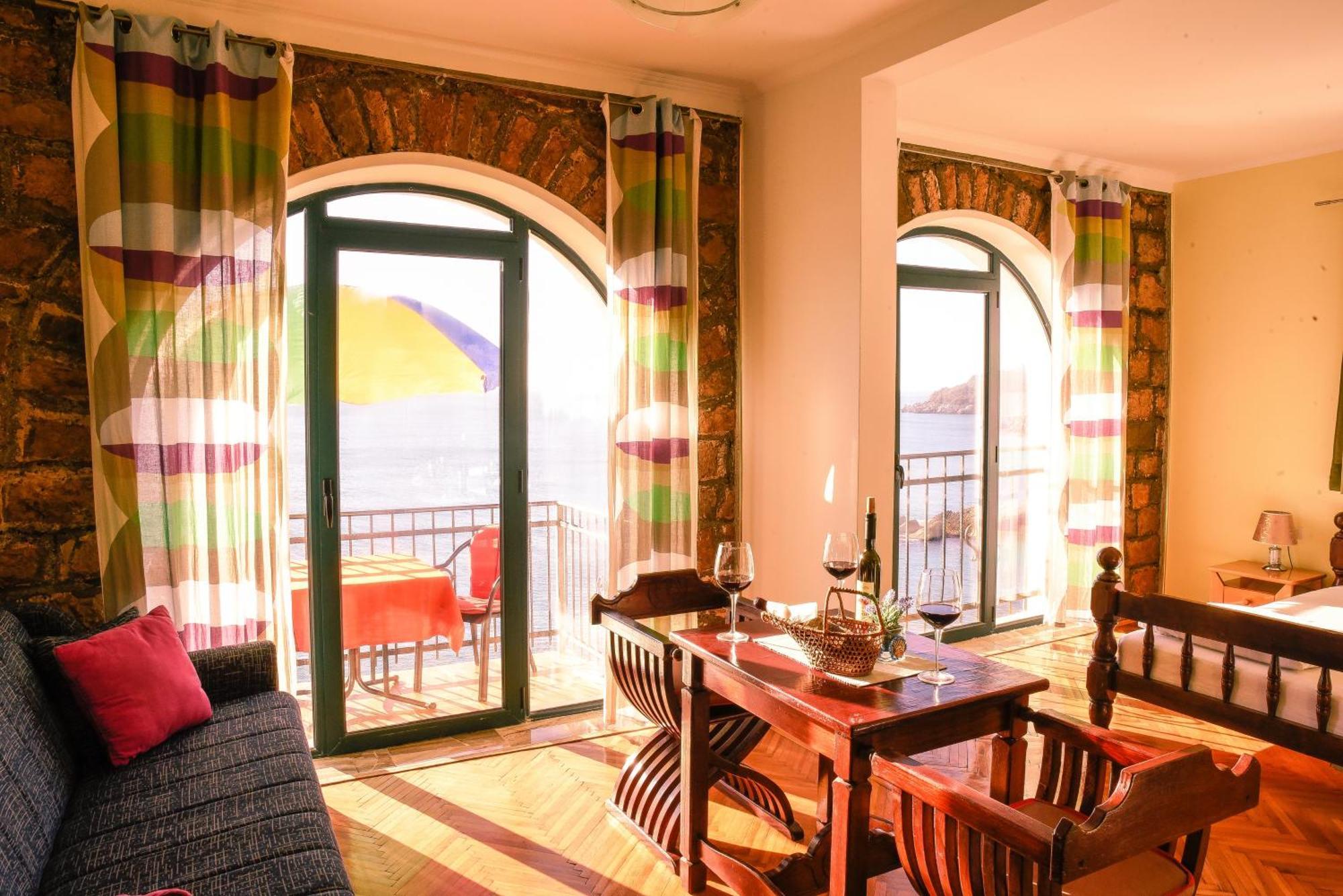 Apartments Susanna Ulcinj Bilik gambar
